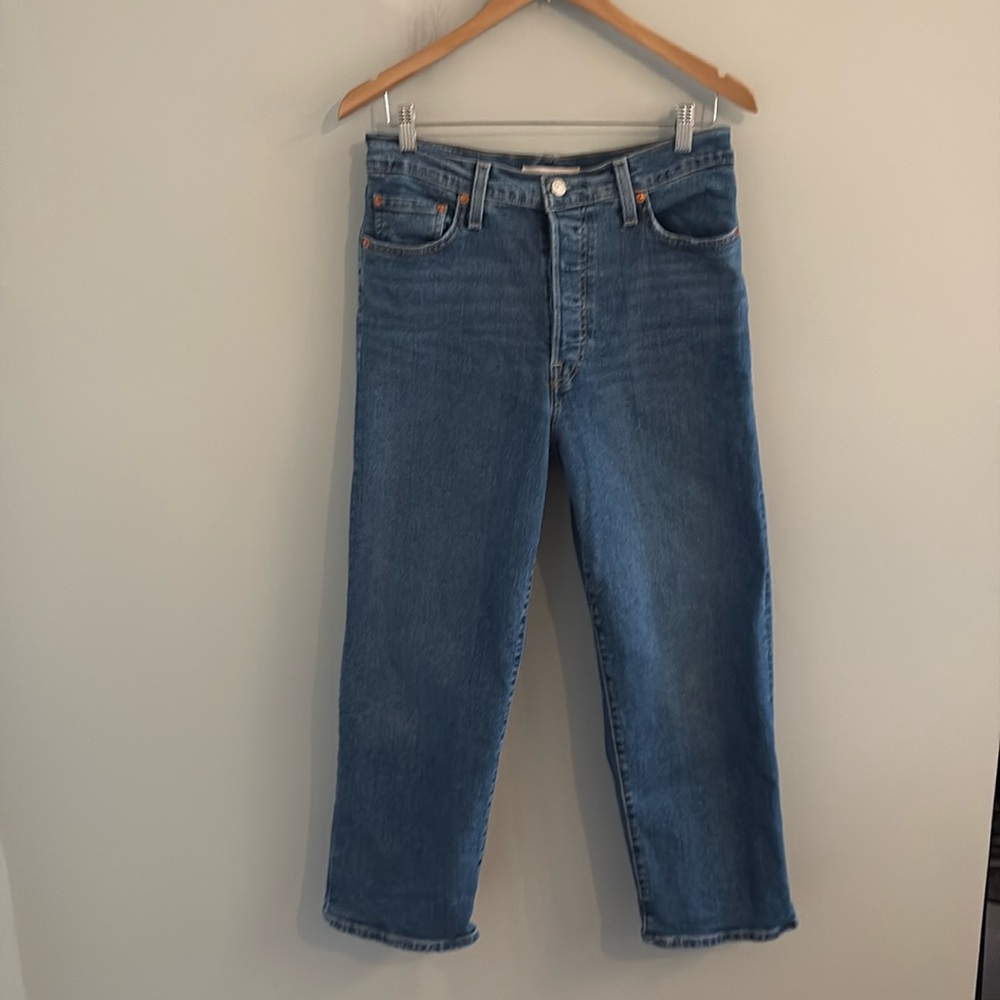 Levi’s RibcageStraight Ankle Jeans